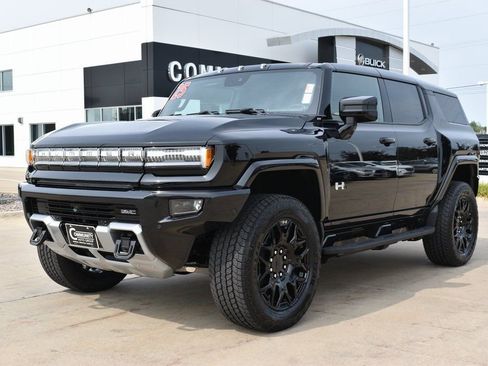 New 2025 GMC Hummer EV 2X image 3