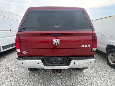 Used 2014 RAM 2500 Tradesman w/ Chrome Appearance Group AWD/4WD image 4