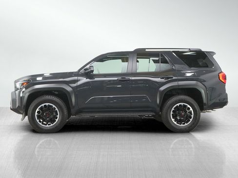 Used 2025 Toyota 4Runner TRD Sport AWD/4WD image 2