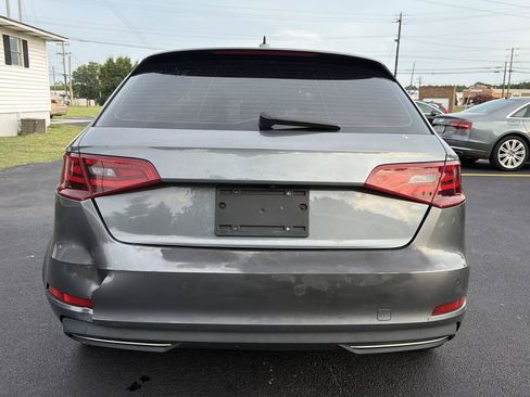 Used 2016 Audi A3 e-tron Premium Plus w/ Premium Plus Package FWD image 5