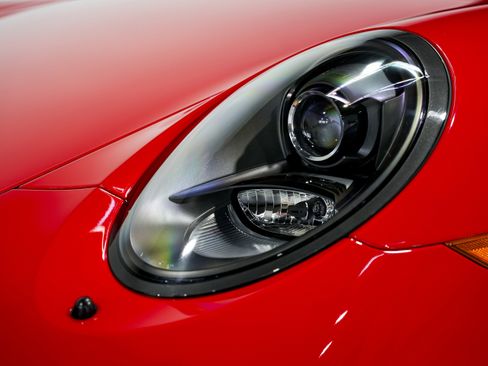 Used 2016 Porsche 911 Targa 4 GTS image 33