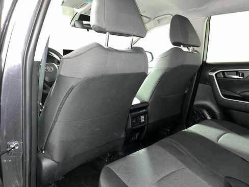 Used 2025 Toyota RAV4 XLE image 24