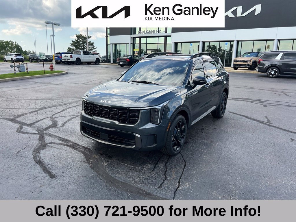 Certified 2024 Kia Sorento X-Line EX AWD/4WD image 3