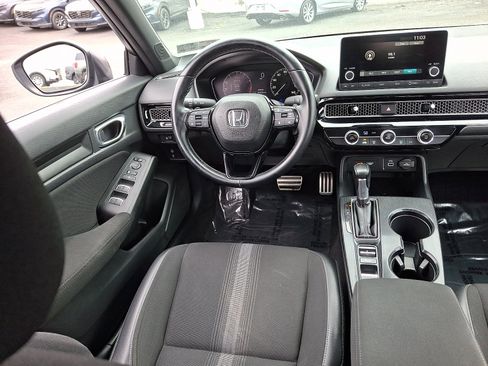 Used 2023 Honda Civic Sport image 10
