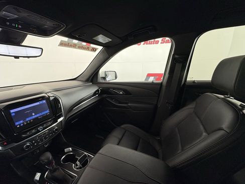 Used 2023 Chevrolet Traverse RS w/ LPO, Floor Liner Package image 29
