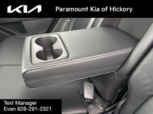 Used 2023 Kia Sportage EX image 13