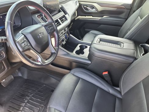 Used 2022 Chevrolet Suburban Z71 w/ Luxury Package AWD/4WD image 11