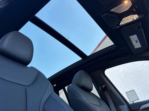 Used 2023 BMW X3 sDrive30i w/ Premium Package image 17