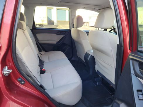 Used 2016 Subaru Forester 2.5i Premium w/ All-Weather Package AWD/4WD image 18