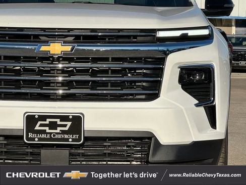 New 2026 Chevrolet Traverse LT FWD image 8