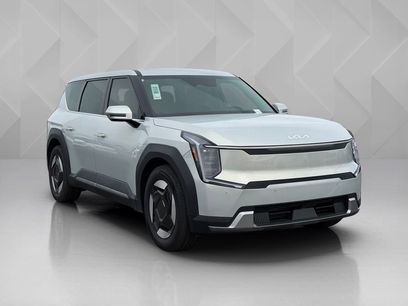 New 2026 Kia EV9 Light