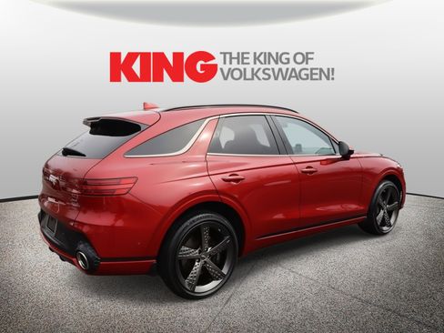 Used 2023 Genesis GV70 2.5T w/ Sport Prestige Package image 3