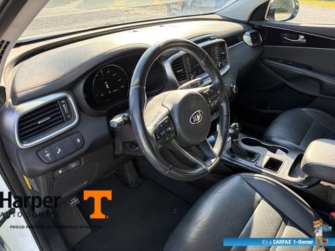 Used 2018 Kia Sorento EX FWD image 14