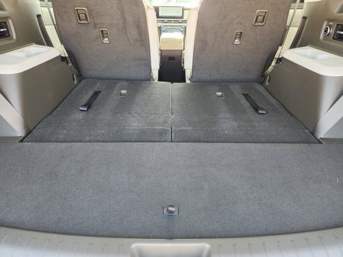 Used 2025 Hyundai Santa Fe Calligraphy image 34