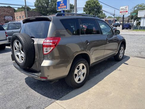Used 2012 Toyota RAV4 FWD w/ Value Pkg image 3