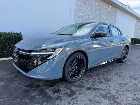 New 2026 Nissan Sentra SR w/ SR Premium Package image 1