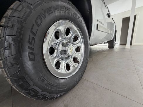 Used 2011 Chevrolet Silverado 1500 LT AWD/4WD image 4