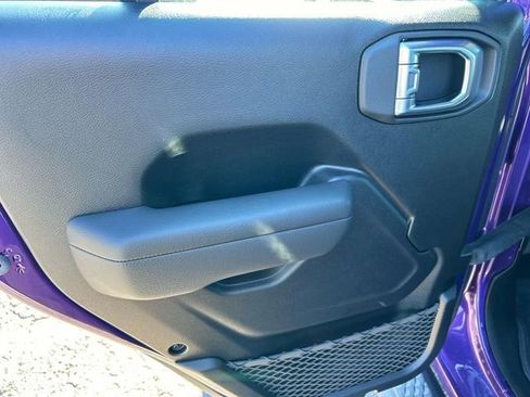 New 2026 Jeep Gladiator Sport image 18