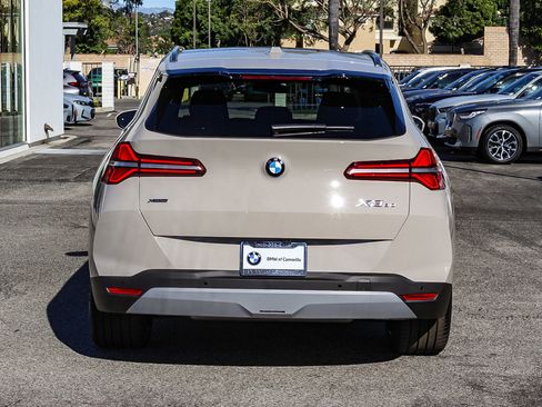 New 2026 BMW X3 xDrive30 w/ Premium Package image 3