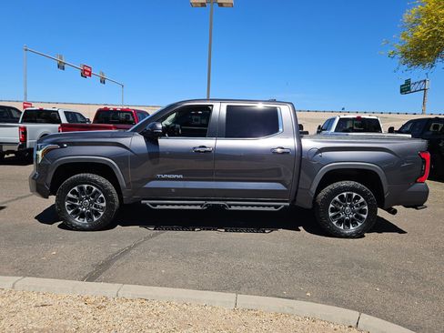 Used 2024 Toyota Tundra Limited AWD/4WD image 9