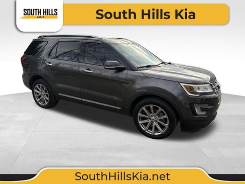 Used 2017 Ford Explorer Limited image 1