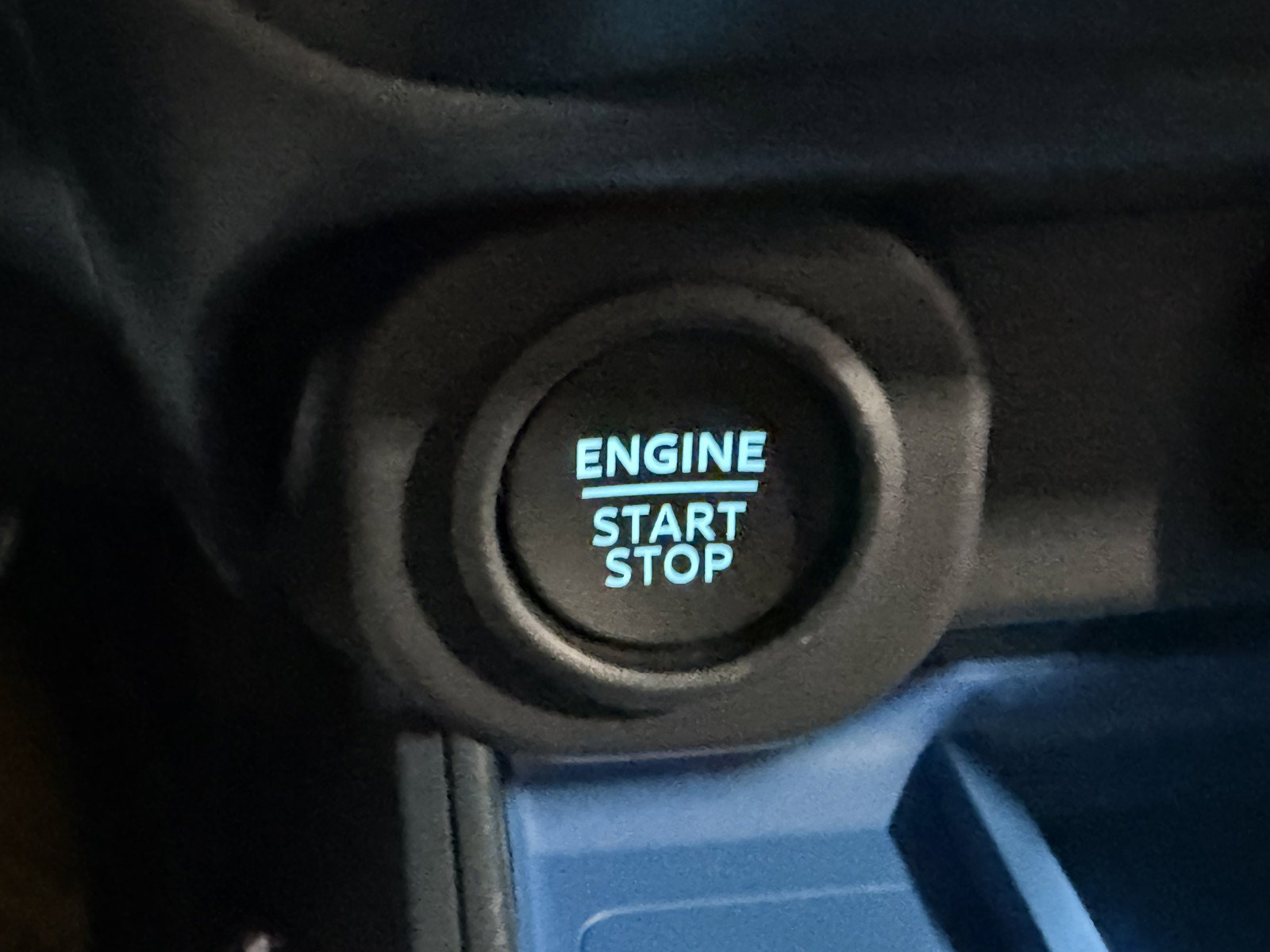 Used 2025 Ford Maverick XLT w/ Equipment Group 301A AWD/4WD image 16