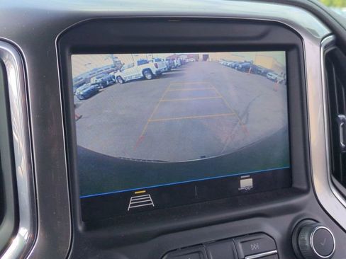 Certified 2022 Chevrolet Silverado 1500 LT AWD/4WD image 13