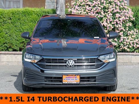 Used 2022 Volkswagen Jetta SE FWD image 3