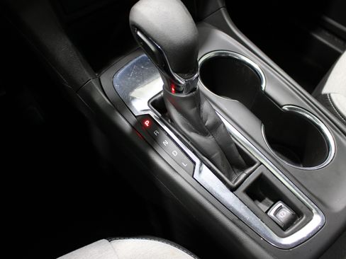 Used 2024 Chevrolet Equinox LS FWD image 18