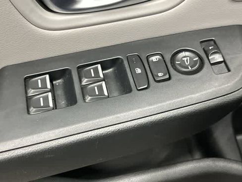Used 2025 Honda Pilot EX-L image 20