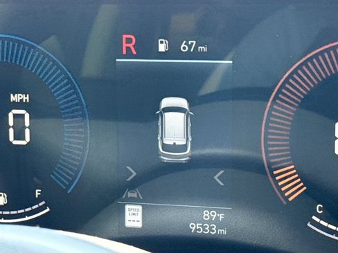 Used 2025 Hyundai Kona SEL FWD image 30