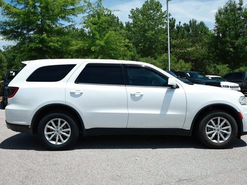Used 2021 Dodge Durango SXT w/ Trailer Tow Group IV RWD image 3