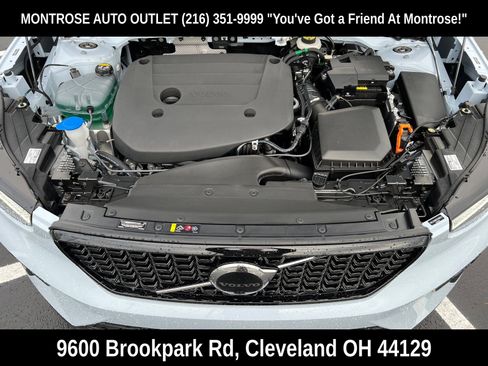 New 2026 Volvo XC40 B5 Plus w/ Climate Package AWD/4WD image 37