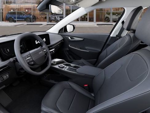 New 2025 Kia EV6 Wind AWD/4WD image 17