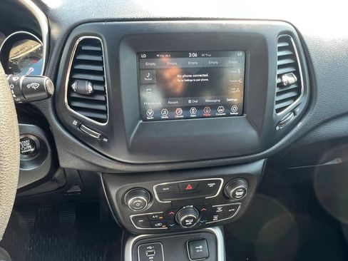 Used 2019 Jeep Compass Sport FWD image 22