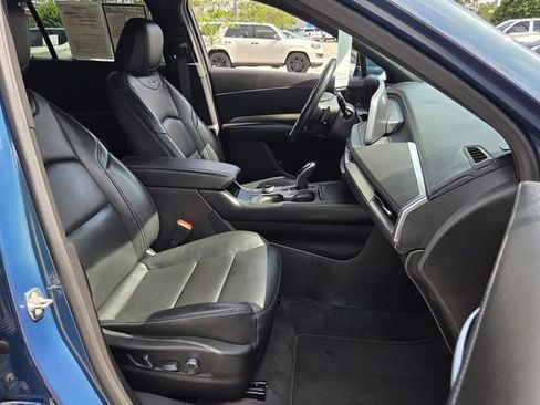 Used 2024 Cadillac XT4 Premium Luxury AWD/4WD image 23