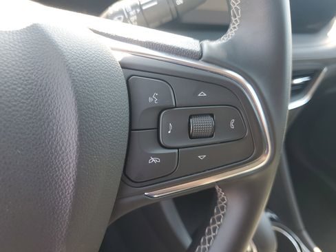 Used 2025 Buick Encore GX Preferred FWD image 16
