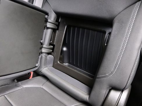 Used 2022 GMC Sierra 1500 SLT w/ SLT Premium Package image 37