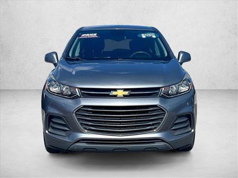 Certified 2020 Chevrolet Trax LS FWD image 3