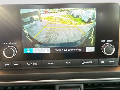 Used 2023 Honda Pilot EX-L image 14
