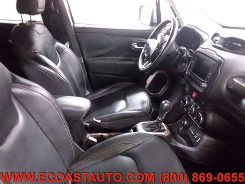 Used 2016 Jeep Renegade Limited image 13