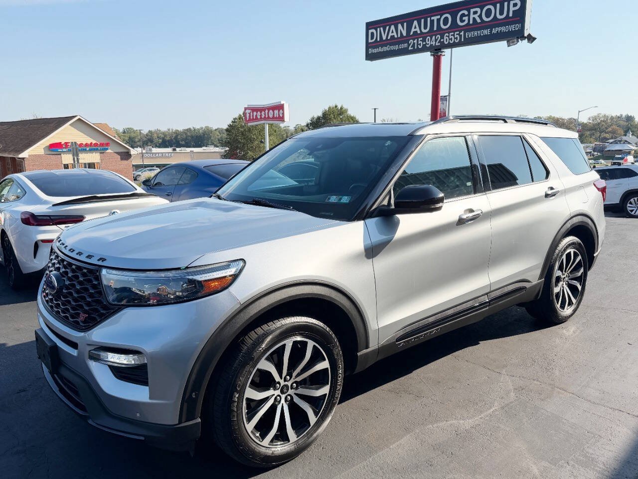 Used 2020 Ford Explorer ST w/ Premium Technology Package AWD/4WD image 4