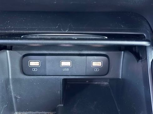 Used 2021 Kia Sorento S w/ Panoramic Sunroof Package FWD image 24