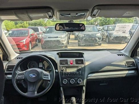 Used 2015 Subaru Forester 2.5i w/ Alloy Wheel Package image 14