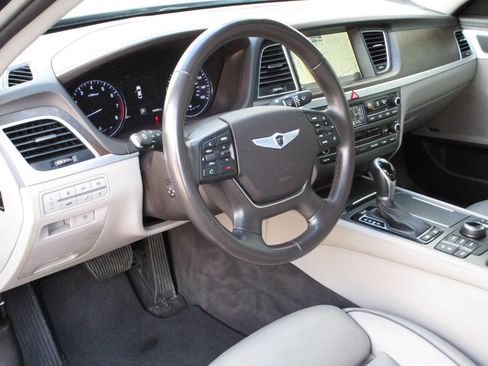 Used 2015 Hyundai Genesis 3.8 w/ Option Group 04 image 7