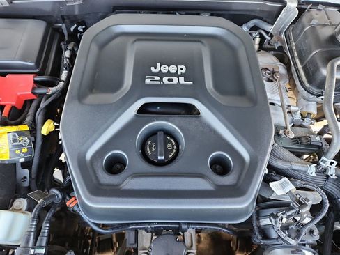 Used 2021 Jeep Wrangler Rubicon w/ Cold Weather Group image 26