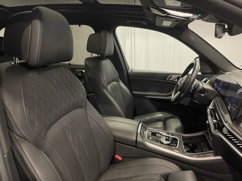 Used 2024 BMW X5 M60i image 16