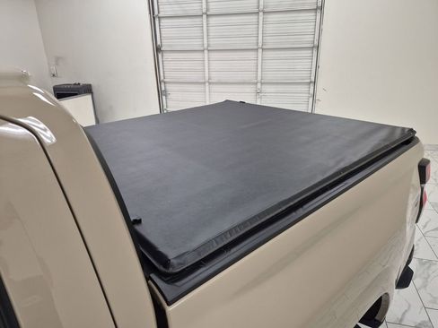 Used 2024 Chevrolet Colorado Z71 w/ Z71 Convenience Package 2 image 36