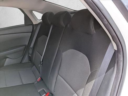 Used 2024 Kia Forte LXS w/ LXS Technology Package FWD image 16