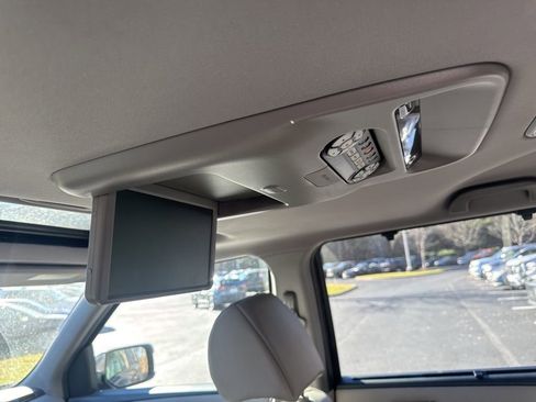 Used 2014 Honda Pilot Touring image 12